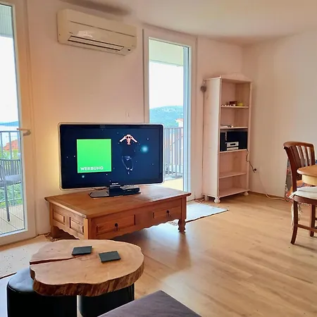 Holiday home Viva-by The Sea-by The Pool By Interhome *